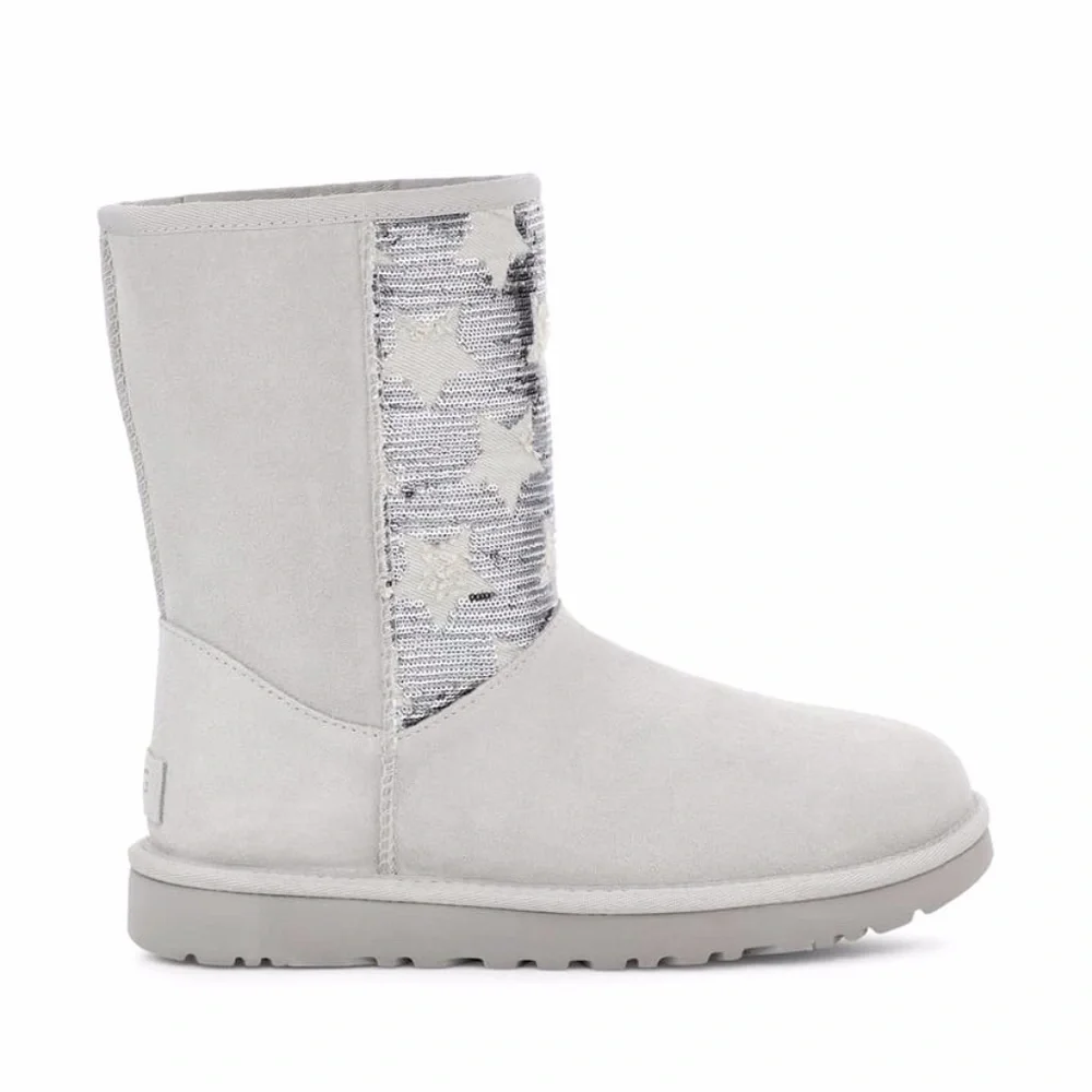UGG details starry